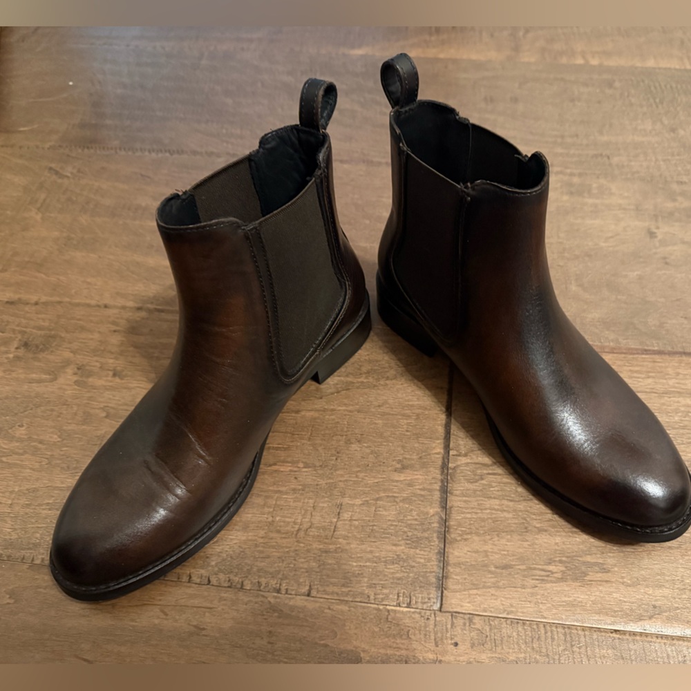 Thursday boots size 6.5 never worn